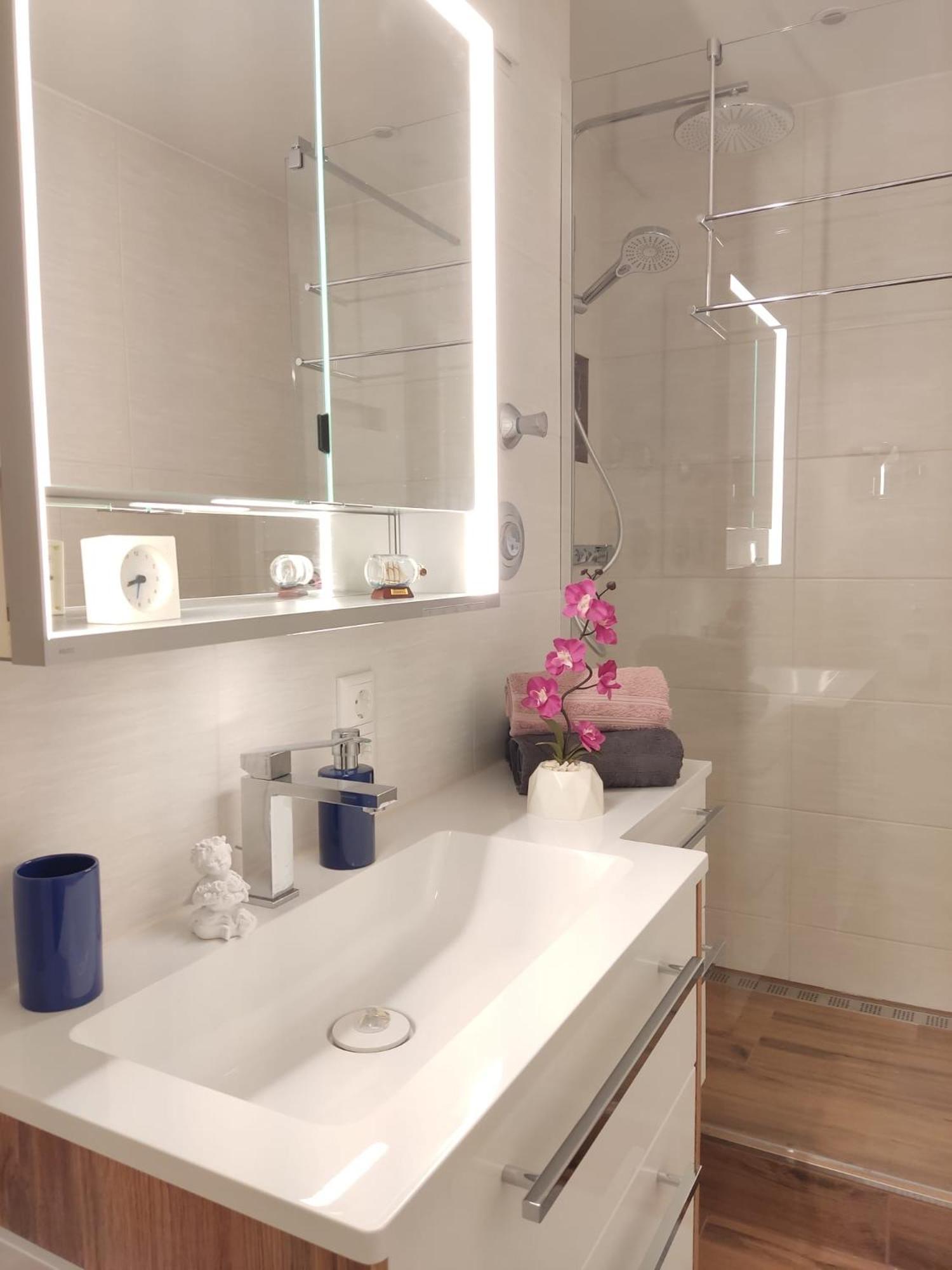 Nahe Airport Ber/ Adlershof Apartment *